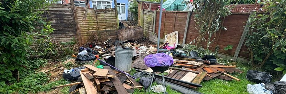 Local London Rubbish Collection EC2